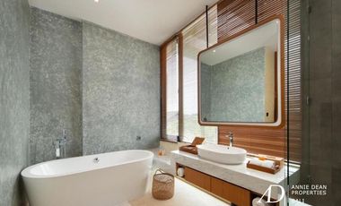 FREEHOLD/LEASEHOLD | TROPICAL VILLA IN PRIME BERAWA