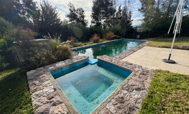 Hermosa Casa Condominio Alto Nogales , Machalí