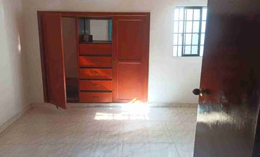 Casa de 100 mts2 en los Almendros Santa Marta.