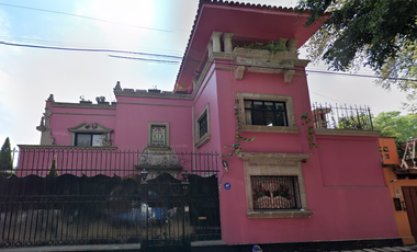 CASA ADJUDICADA EN COYOACAN AV. FRANCISCO SOSA, COL. SANTA CATARINA, CDMX.