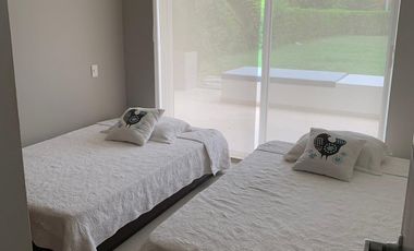 Excelente apartamento en Condominio Laguna Club