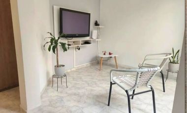 VENTA CASA VERSALLES.  JARDÍN DE VERSALLES