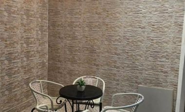 VENTA CASA VERSALLES.  JARDÍN DE VERSALLES