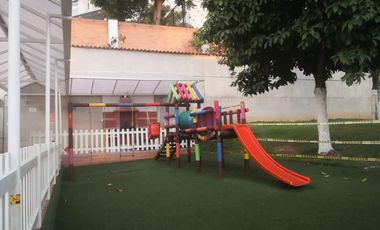 VENTA CASA VERSALLES.  JARDÍN DE VERSALLES