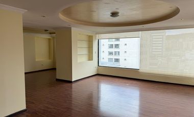 RENTO DEPARTAMENTO CON EXCELENTE VISTA Y UBICACION SECTOR COLEGIO LA CONDAMINE