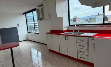RENTO DEPARTAMENTO CON EXCELENTE VISTA Y UBICACION SECTOR COLEGIO LA CONDAMINE