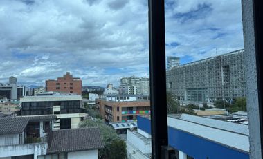 RENTO DEPARTAMENTO CON EXCELENTE VISTA Y UBICACION SECTOR COLEGIO LA CONDAMINE