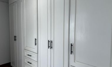 RENTO DEPARTAMENTO CON EXCELENTE VISTA Y UBICACION SECTOR COLEGIO LA CONDAMINE