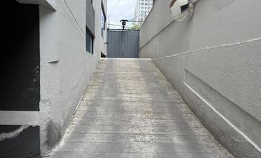 RENTO DEPARTAMENTO CON EXCELENTE VISTA Y UBICACION SECTOR COLEGIO LA CONDAMINE