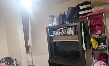 Casa en venta de 212 M² en zona tranquila de Iztapalapa, ideal para familia grande