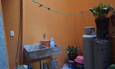 Casa en venta de 212 M² en zona tranquila de Iztapalapa, ideal para familia grande
