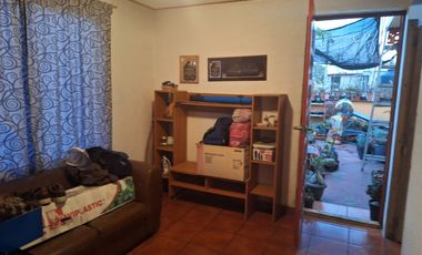 Casa en venta de 212 M² en zona tranquila de Iztapalapa, ideal para familia grande