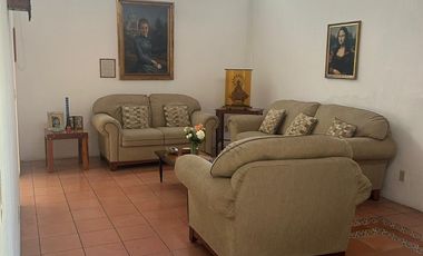 Venta de casa de una sola planta en col. Chapalita, Zapopan, Jalisco