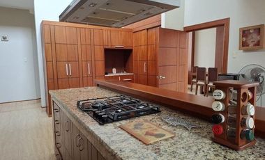 Venta Casa familiar en Urb. Portal del Río,Machala