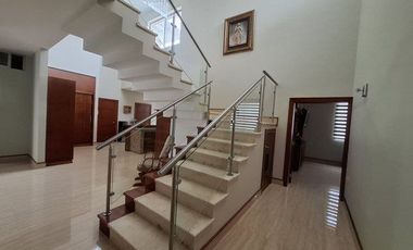 Venta Casa familiar en Urb. Portal del Río,Machala