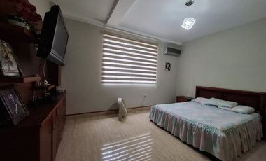 Venta Casa familiar en Urb. Portal del Río,Machala