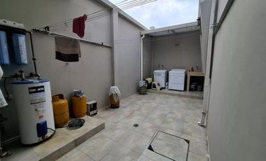 Venta Casa familiar en Urb. Portal del Río,Machala