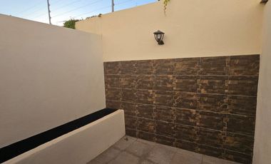 POZOS RENTA DE CASA EN PRIVADA PUERTA NATURA