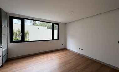 VENDO ESTUDIO/SUITE EN EXCELENTE EDIFICIO A ESTRENAR - SECTOR EL BATAN