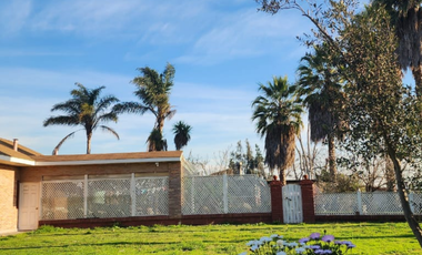 Arriendo espectacular casa en Paradero 8 Camino Troncal San Pedro Quillota
