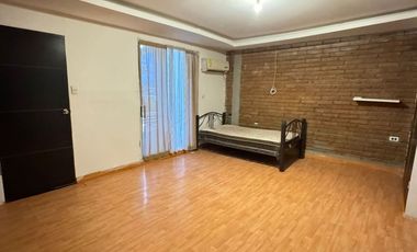 SE RENTA CASA MUY AMPLIA EN PASEOS DEL ALBA. PARA FAMILIA O EMPRESA