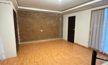 SE RENTA CASA MUY AMPLIA EN PASEOS DEL ALBA. PARA FAMILIA O EMPRESA