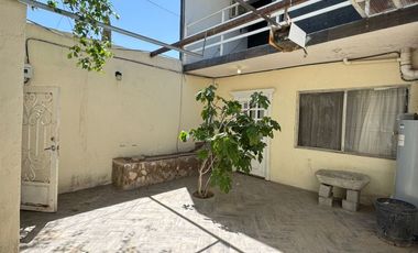SE RENTA CASA MUY AMPLIA EN PASEOS DEL ALBA. PARA FAMILIA O EMPRESA