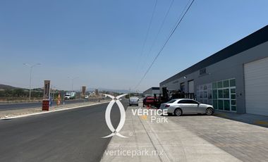 Renta | Bodega - Local Comercial | 200 m2 | Libramiento Norponiente - Querétaro