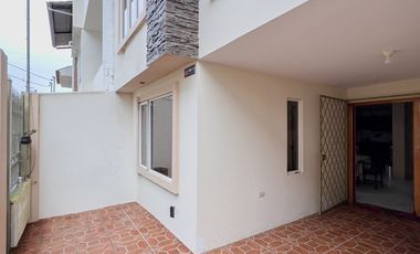 Casa en venta en sector el Rosal cerca de la Universidad nacional de Loja al sur de la ciudad de Loja