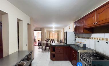 Casa en venta en sector el Rosal cerca de la Universidad nacional de Loja al sur de la ciudad de Loja