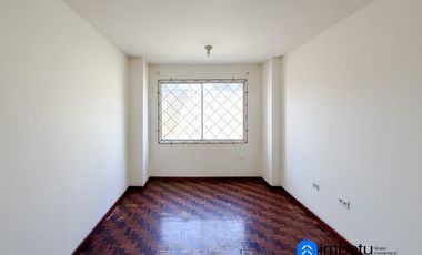 Casa en venta en sector el Rosal cerca de la Universidad nacional de Loja al sur de la ciudad de Loja