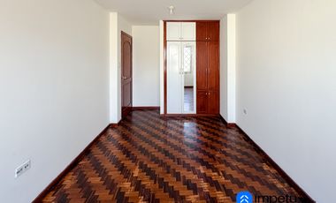 Casa en venta en sector el Rosal cerca de la Universidad nacional de Loja al sur de la ciudad de Loja