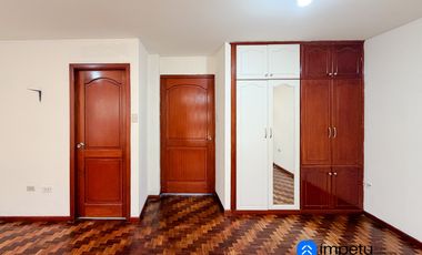 Casa en venta en sector el Rosal cerca de la Universidad nacional de Loja al sur de la ciudad de Loja