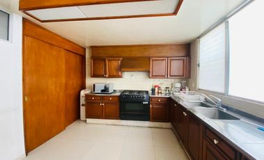Casa en Renta Amueblada y acondicionada para uso exclusivo de Oficina sobre Av. Sierra Leona.