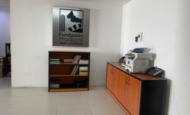 Casa en Renta Amueblada y acondicionada para uso exclusivo de Oficina sobre Av. Sierra Leona.