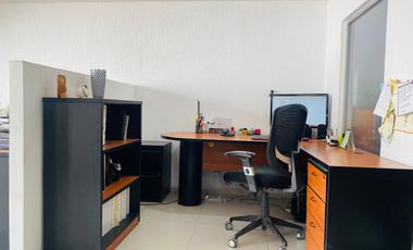 Casa en Renta Amueblada y acondicionada para uso exclusivo de Oficina sobre Av. Sierra Leona.