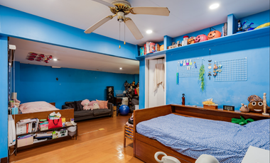 Prime Residential Property with Commercial Potential Near Capitol Medical Center