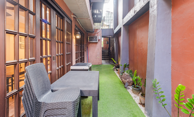 Prime Residential Property with Commercial Potential Near Capitol Medical Center