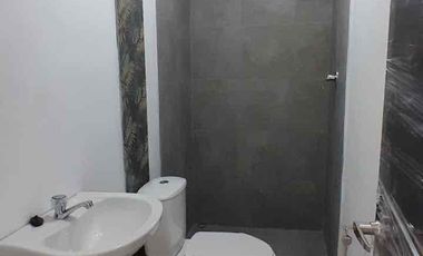 casa en venta a estrenar con amplio terreno en venta en YUNGUILLA Santa Isabel