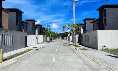 18M- 2 Storey House & Lot w/Roofdeck & 4 Bedrooms For Sale in Brgy Calublub II,Laiya Road San Juan Batangas