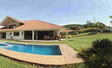 Tu refugio ideal en el Valle de Yunguilla