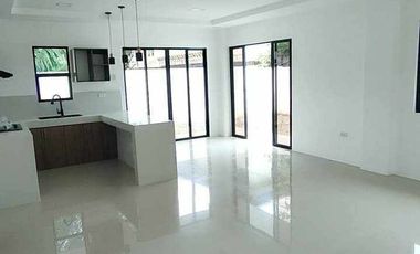 FOR SALE! 2Storey Modern House and Lot in Brgy Villamonte Bacolod City-AP