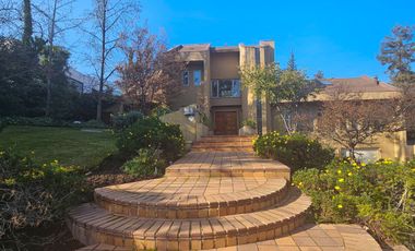 Gran Casa Santa María de Manquehue Alto