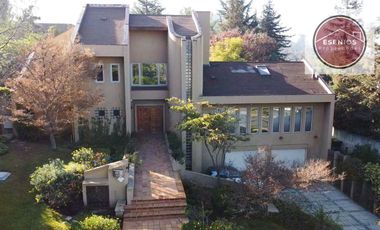 Gran Casa Santa María de Manquehue Alto