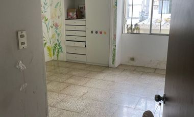HERMOSO DEPARTAMENTO EN LA 9 DE OCTUBRE GUAYAQUIL
