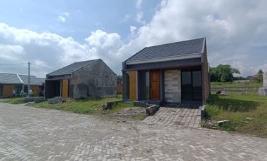 RUMAH MADIUN KOTA FASILITAS TWP AU