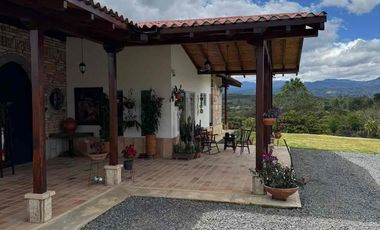 DISEÑO, NATURALEZA Y CONFORT EN UN SOLO LUGAR