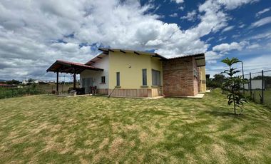 DISEÑO, NATURALEZA Y CONFORT EN UN SOLO LUGAR