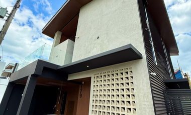 VERDANA HOMES MAMPLASAN Brand New 3-Storey Modern & Asian Contemporary House FOR RENT!