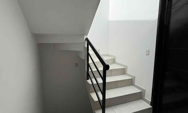 AR CASA EN VENTA EN PRIVADA  MEXICALTZINGO